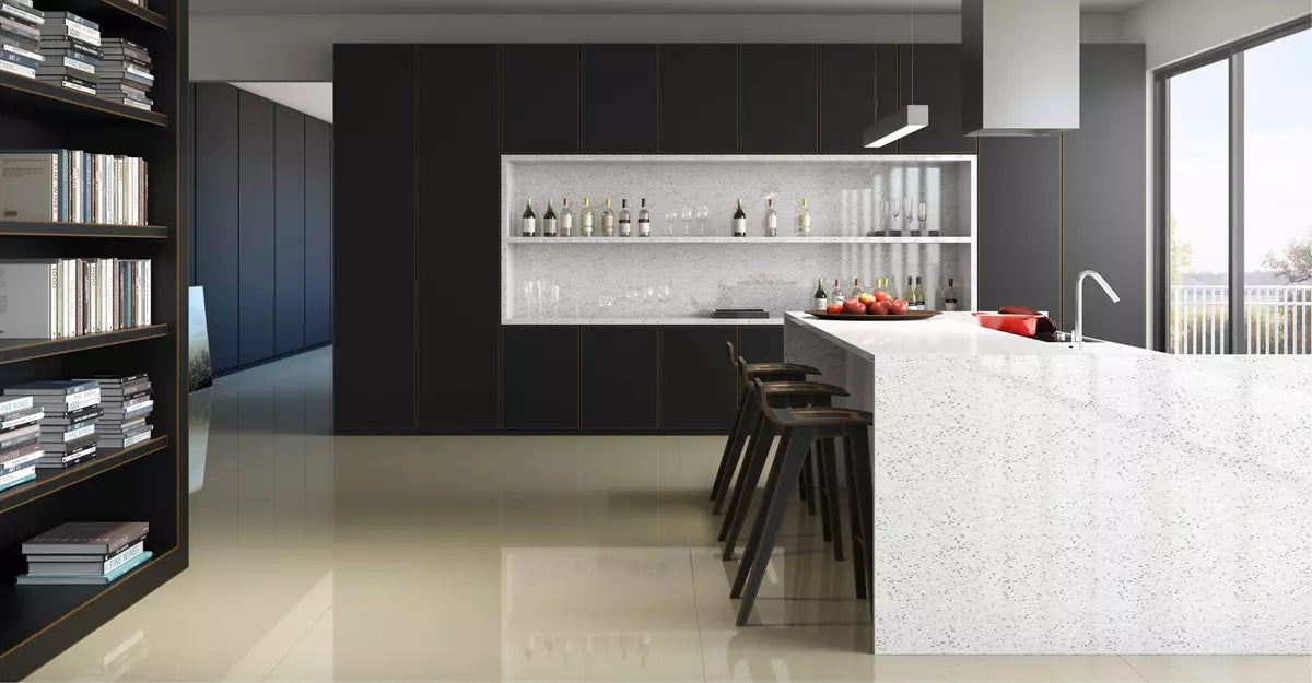 CRYSTAL WHITE (RQ)