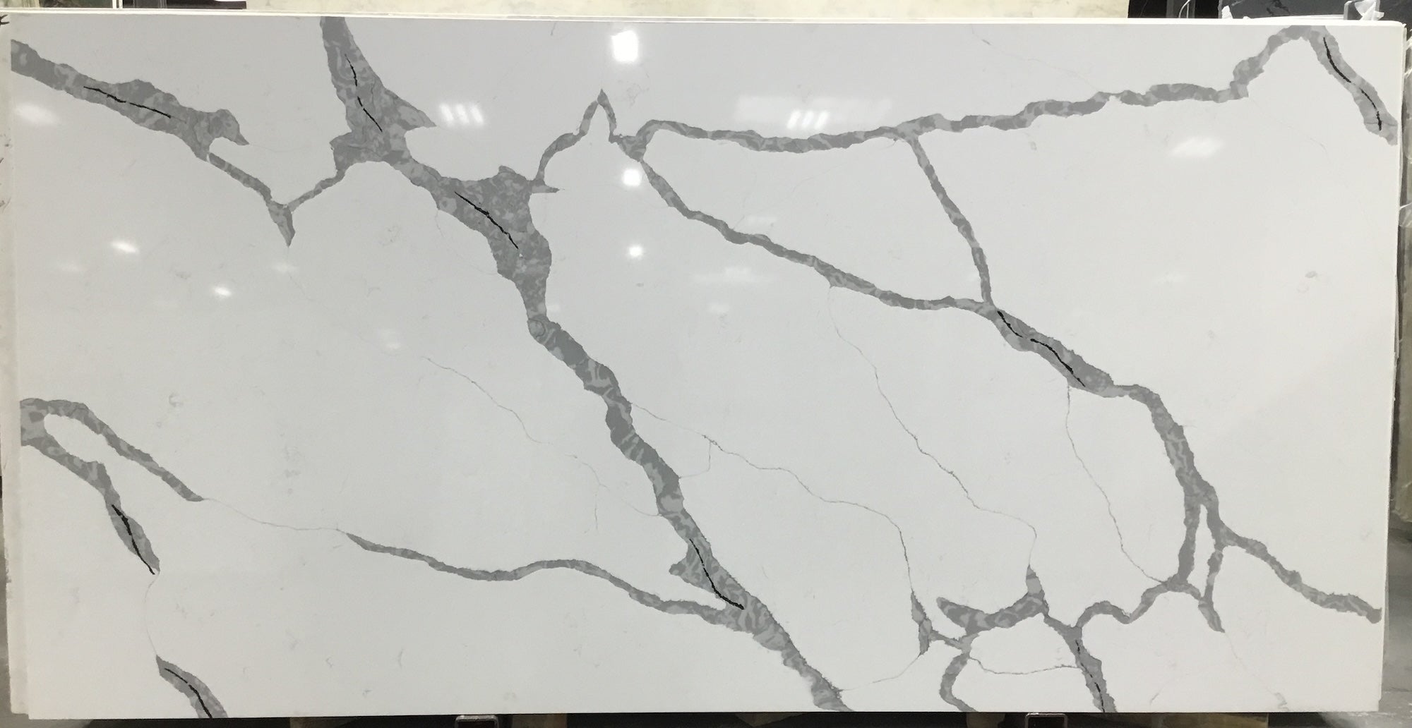 CALACATTA AURIC (RQ)