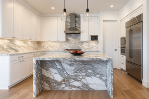 Buy Reliance Surfaces CALACATTA BETTOGLI – MARBLE from ExpressKBF - 25997419