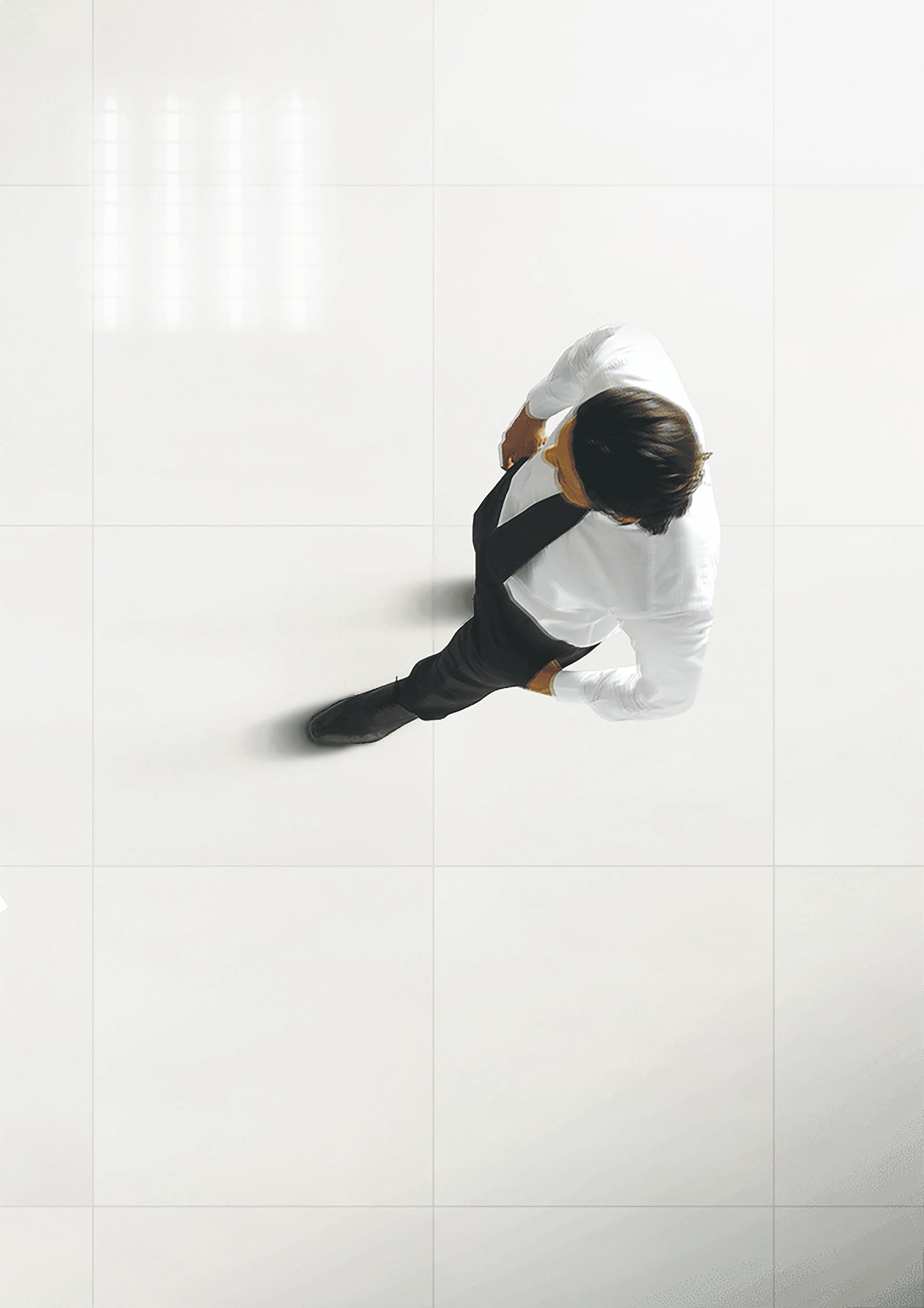 COLOR WHITE – PORCELAIN