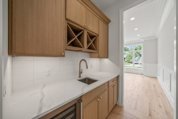 Buy Tribeca Cabinetry Southampton White Rift Oak from ExpressKBF - 86887865