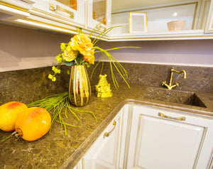 Dark Emparador BQ8560