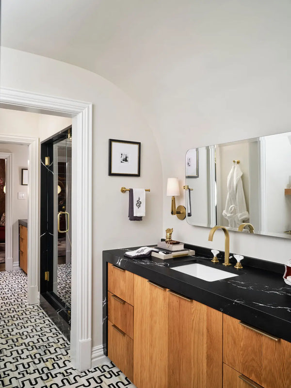 Buy Cambria Blackbrook™ Quartz Sample from ExpressKBF - 49590185