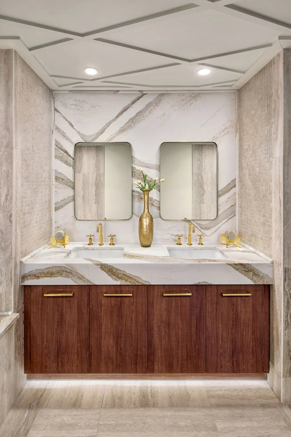 Buy Cambria Brittanicca Gold Warm™ Quartz Sample from ExpressKBF - 52863088