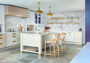 Buy Cambria Brittanicca Warm™ Quartz Sample from ExpressKBF - 53840543